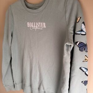 Hollister light minty Green Crew Neck Sweatshirt with Butterfly Sleeve